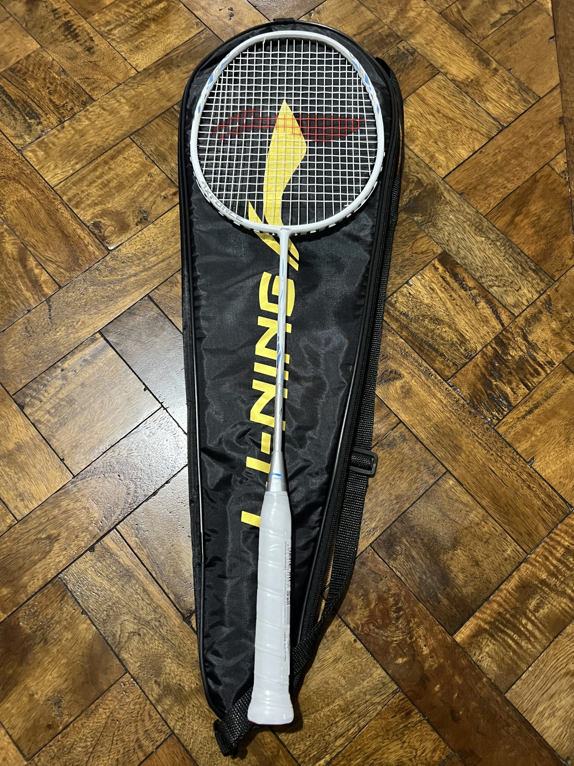 Li Ning Racquet with cover OSC Omega Sports Club Sydney